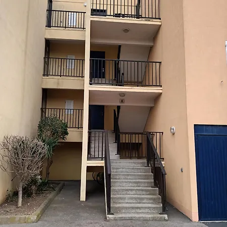 Apartment Proche Port Village Et *