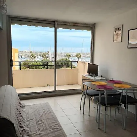 Proche Port Village Et Apartment *